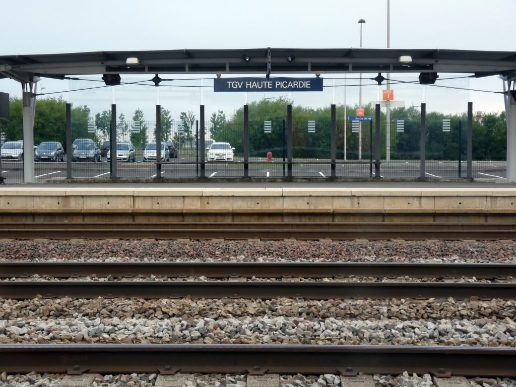 http://i303.photobucket.com/albums/nn124/BrusselsSouth/20100808%20A380/P1050707.jpg
