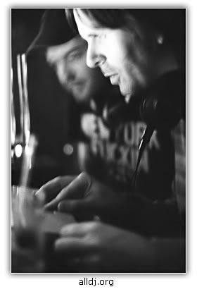  De Facto Sessions (2008 - 08-30) - Dark Globe - Show.8 on Proton radio