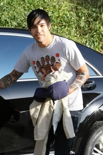 Yesterday Pete left John's house after a private tattoo party with some new