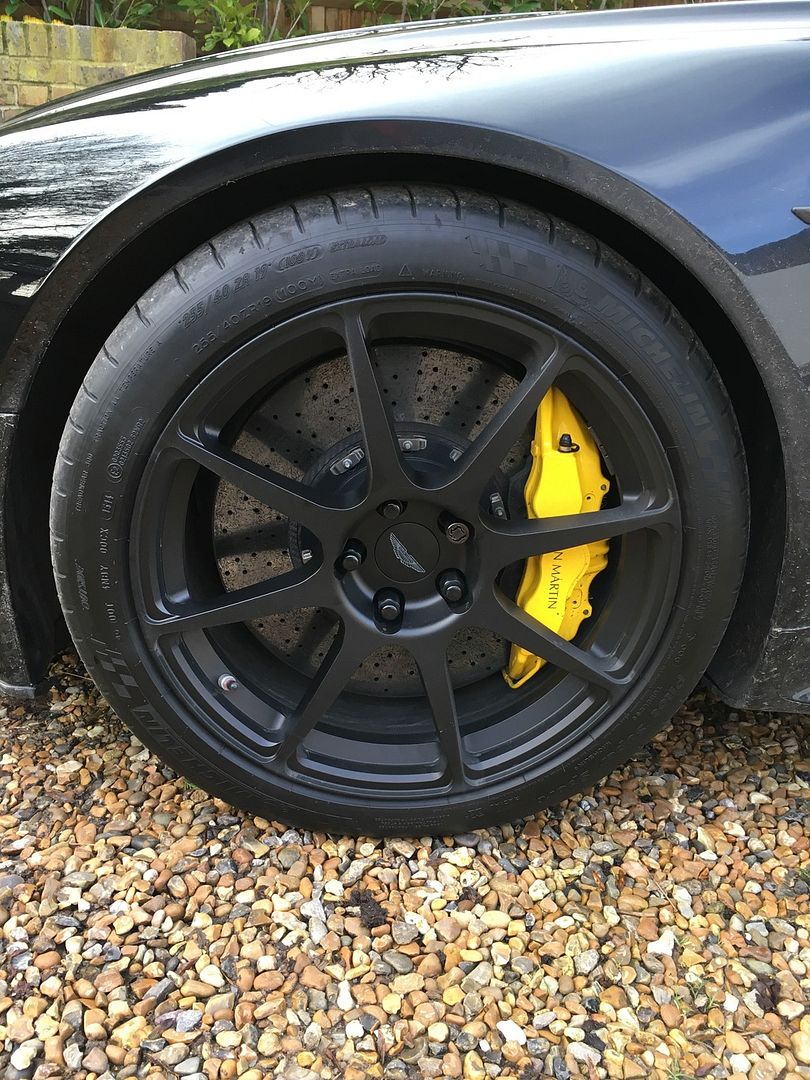 V12 Vantage 20inch Diamond Turned Wheels Page 1 Aston Martin