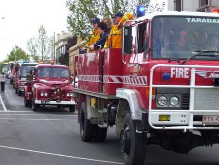 pictures-of-fire-trucks.jpg?t=1308523924