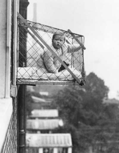 High-rise baby cage