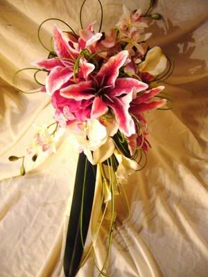 Exotic Wedding Flower Idea exotic lily bouquet Pictures Images and Photos