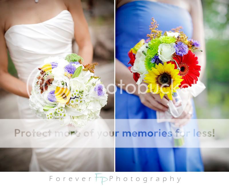 bride and bridesmaid bouquet