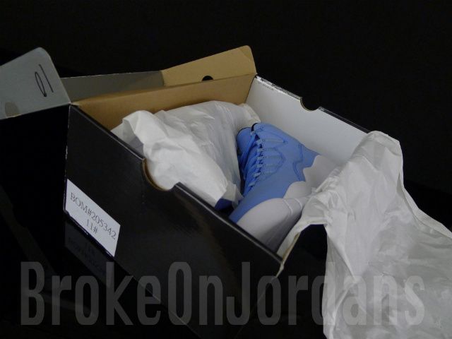   SAMPLE Retro 10 X PROMO sz 11 WHITE BLUE pantone pe quai 54 og  